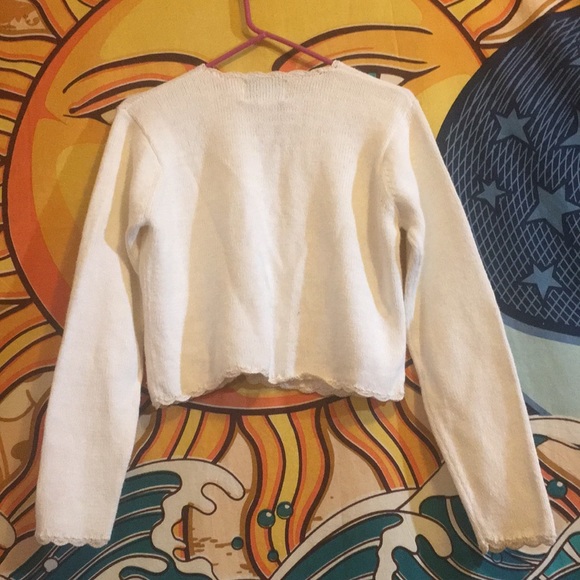 Heirloom collectibles cropped embroidered sweater - Picture 4 of 5